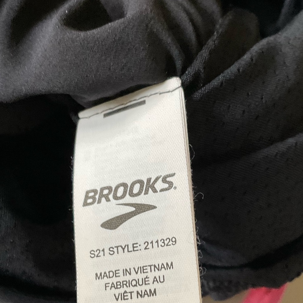 Brooks Men's Sherpa Split Short 3in Black Running Shorts Size Medium - Picture 7 of 7